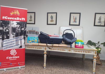 CPC Santa María de la Dehesa de Madrid: Entrega de utensilios para bebé