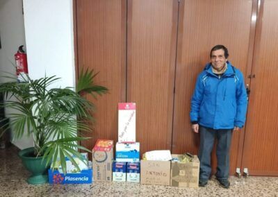 Recogida y entrega de alimentos de julio y entrega al Cottolengo del Padre Alegre