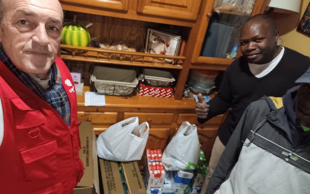 Durante la tercera semana de diciembre los voluntarios del CPC procedieron a la distribución de alimentos