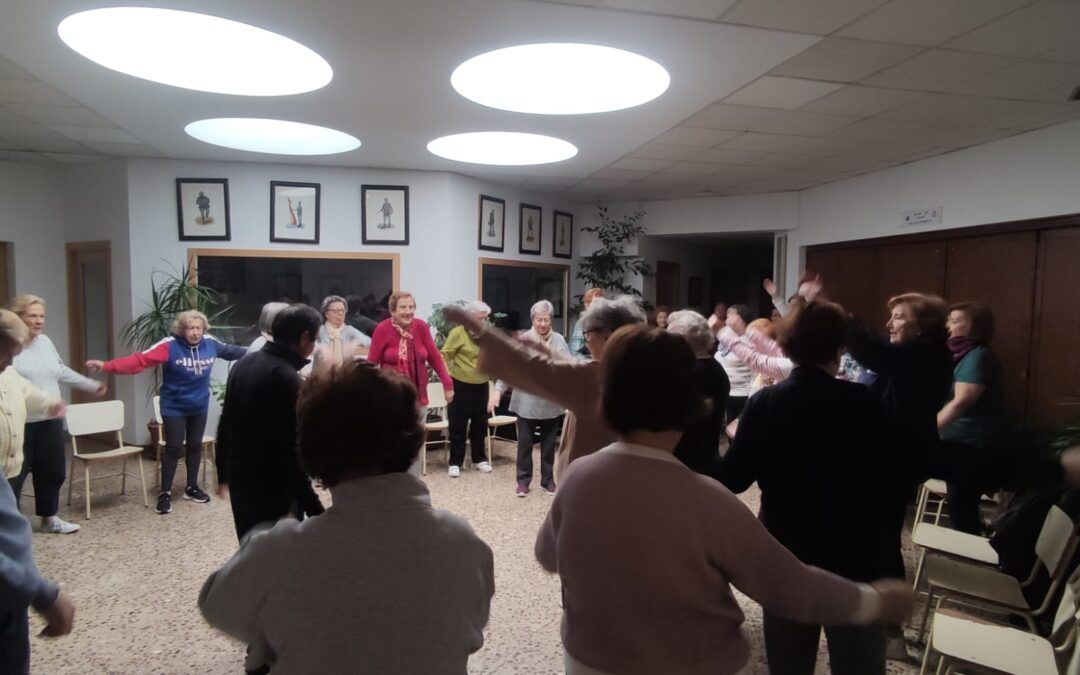 Gimnasia semanal el jueves 13 de febrero