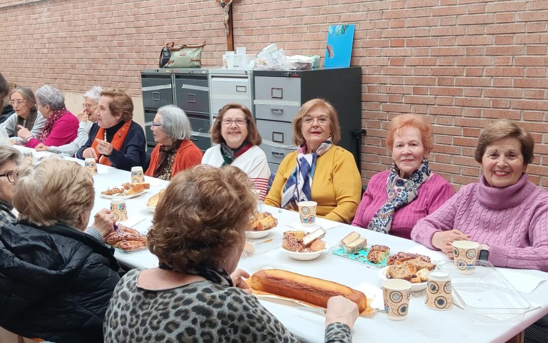 Una tarde feliz con nuestros mayores