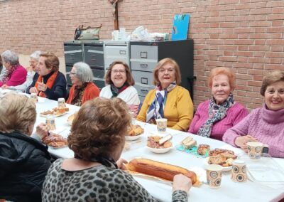 Una tarde feliz con nuestros mayores