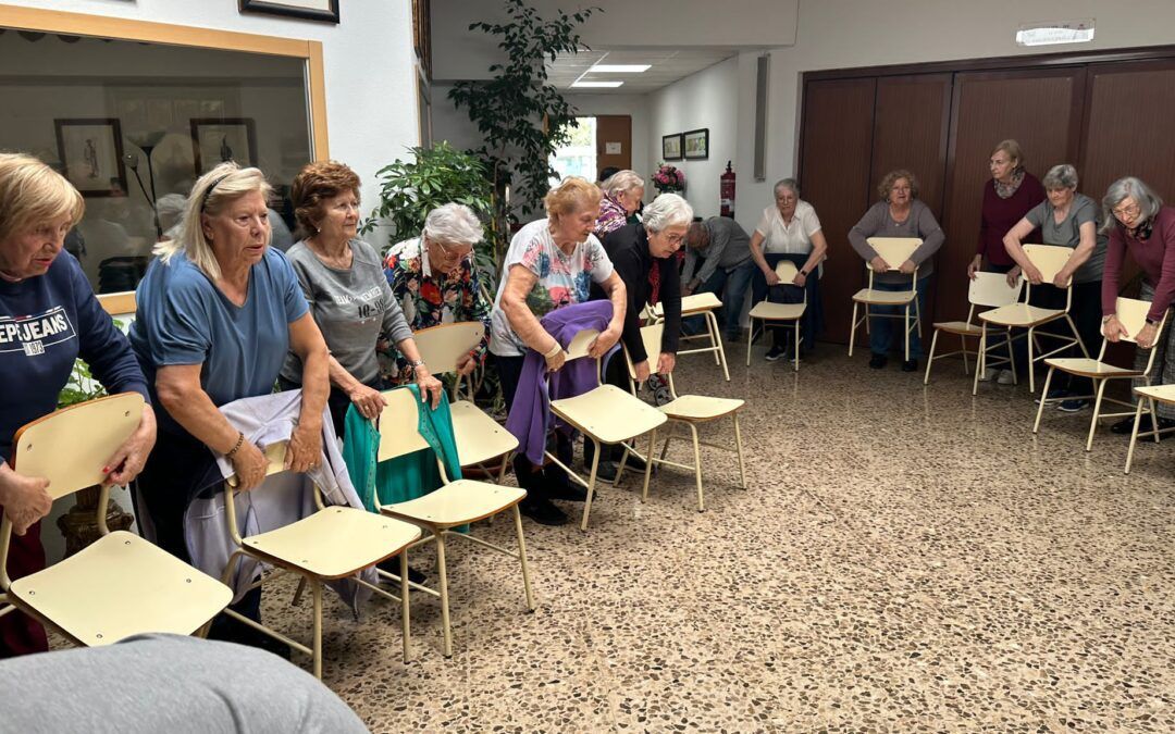 Ejercicios con el Grupo de Mayores