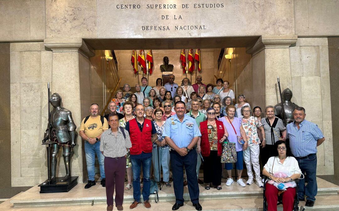 Visita al CESEDEN con el Grupo de Mayores