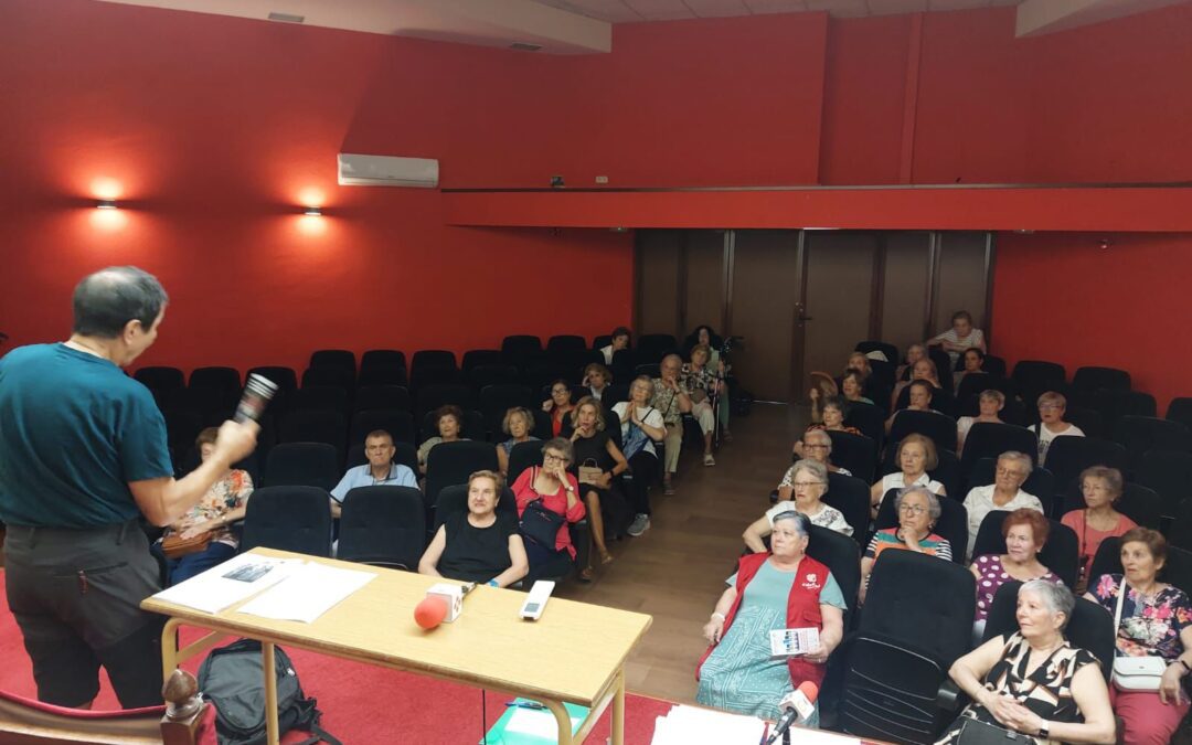 Presentación del programa para el Grupo de Mayores