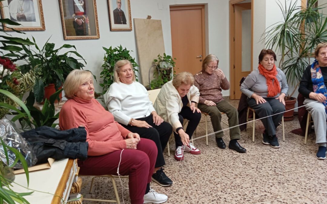 Nueva sesión de gimnasia fomentando el Trabajo en Equipo