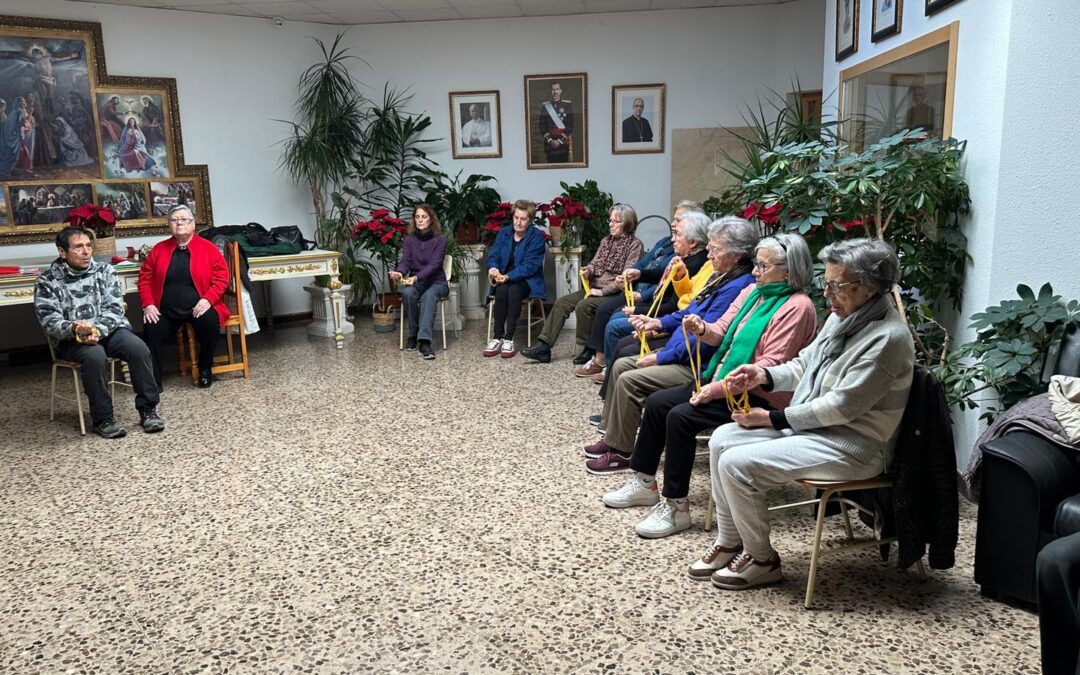 Nueva sesión de gimnasia con nuestros mayores
