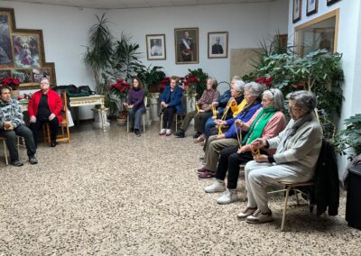 Nueva sesión de gimnasia con nuestros mayores